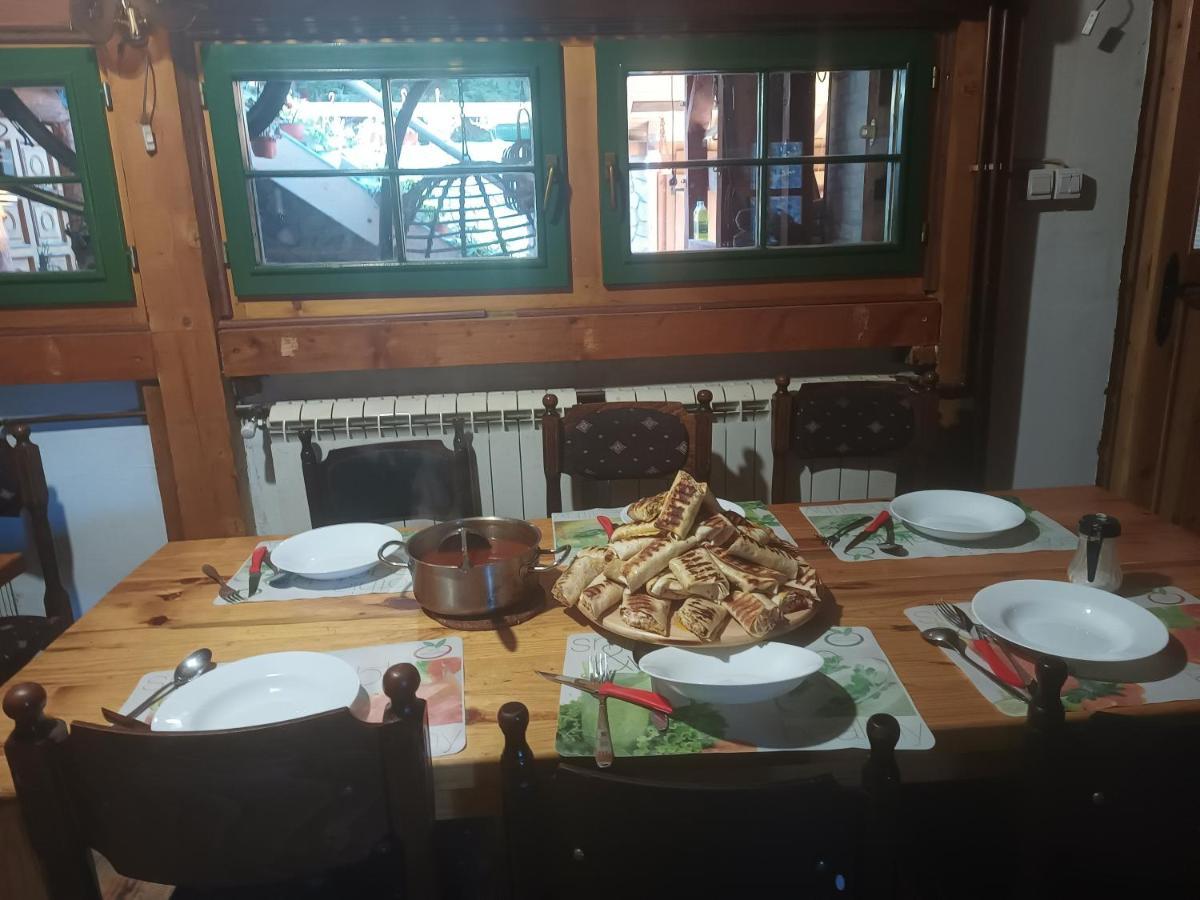 Kuca Za Odmor "Djurovic" Apartment โคเปานิก ภายนอก รูปภาพ